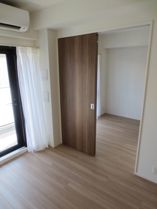 物件内観写真13　(居室)