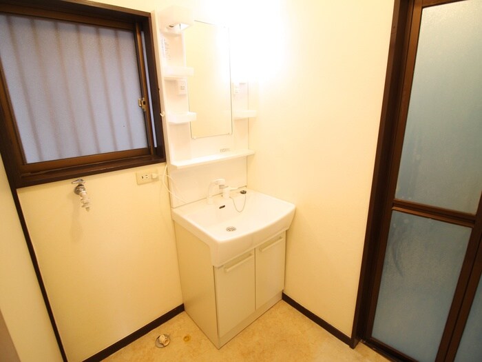 物件内観写真10　(洗面)