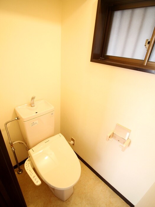 物件内観写真11　(トイレ)