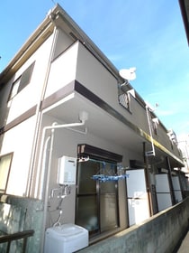 ウェルネス中央の外観写真