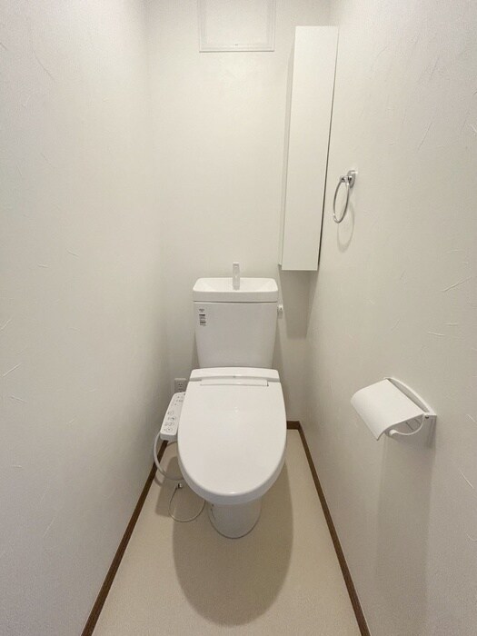 物件内観写真13　(トイレ)