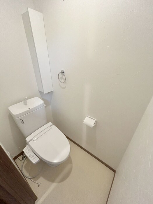 物件内観写真13　(トイレ)