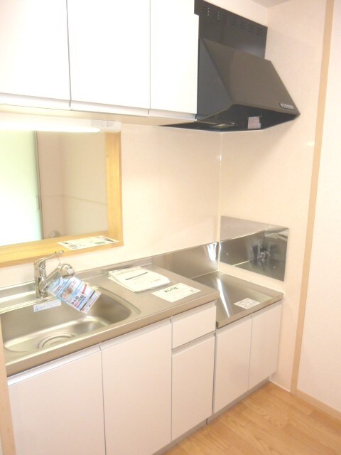 物件内観写真8　(内観写真)