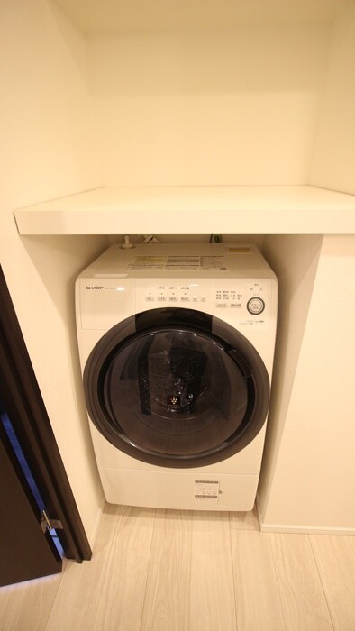 物件内観写真11　(洗濯機置場)