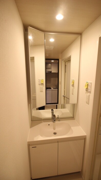 物件内観写真12　(洗面)