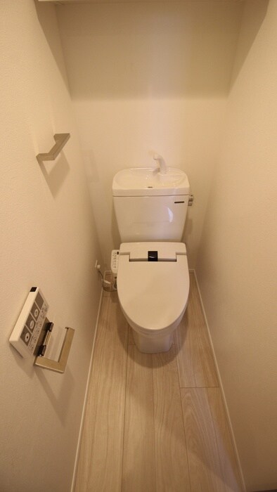 物件内観写真13　(トイレ)