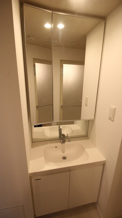 物件内観写真14　(洗面)