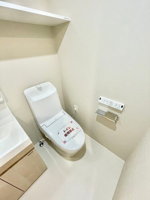 物件内観写真15　(トイレ)