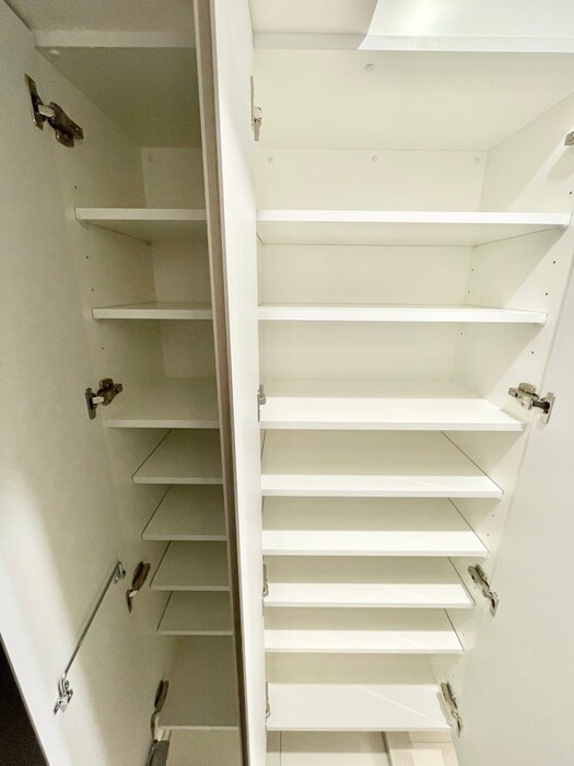 物件内観写真18　(靴箱)
