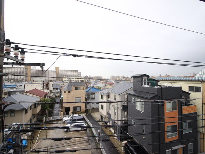 物件内観写真16　(室内からの展望)