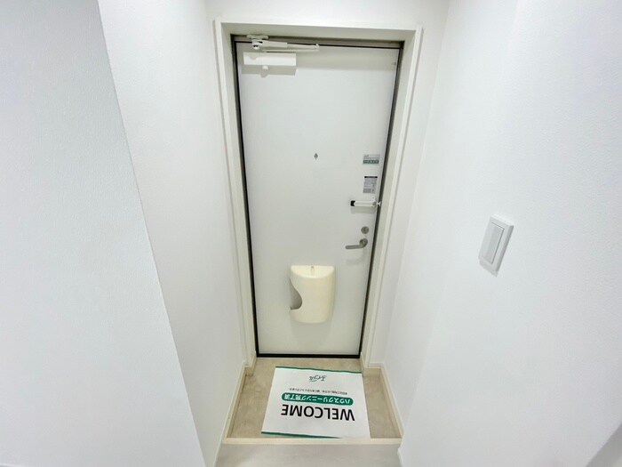 物件内観写真14　(玄関)