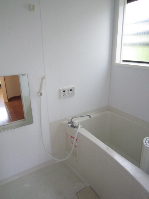 物件内観写真9　(バス／シャワールーム等)