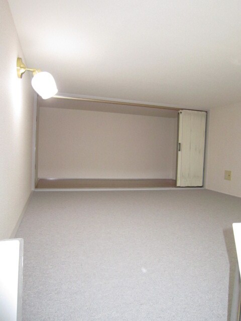 物件内観写真11　(ロフト)