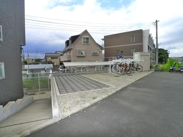 駐輪場