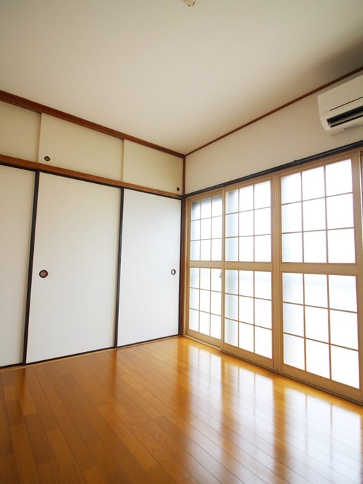 鈴木ﾊｲﾂの居室