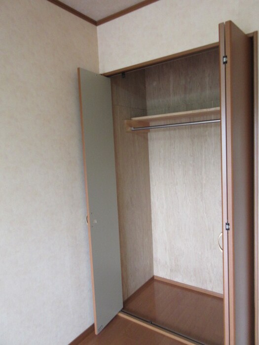 物件内観写真8　(収納)