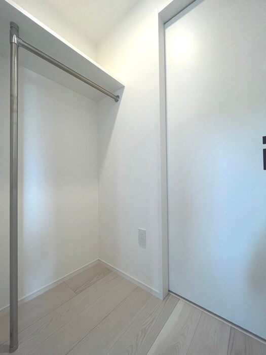 物件内観写真13　(収納)