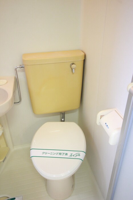 物件内観写真7　(トイレ)