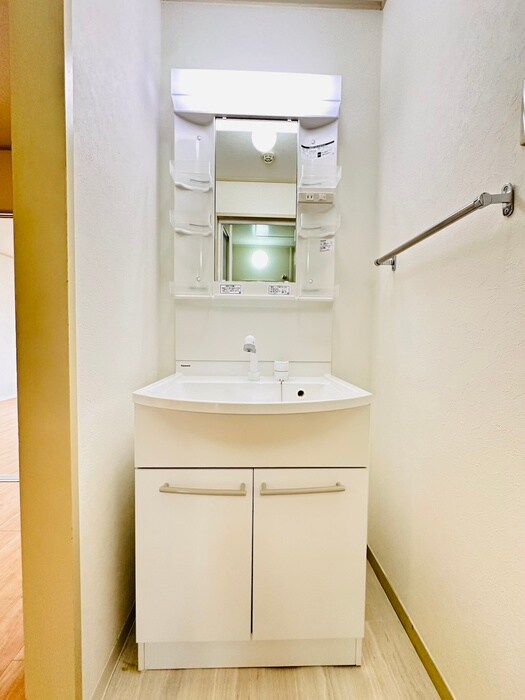 物件内観写真12　(洗面)