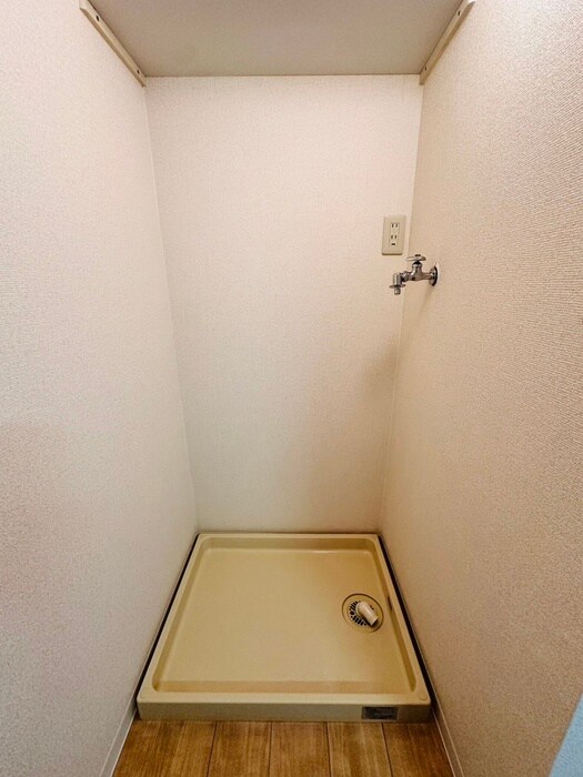 物件内観写真19　(洗濯機置場)