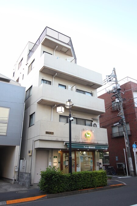 サンマルコマンション外観写真