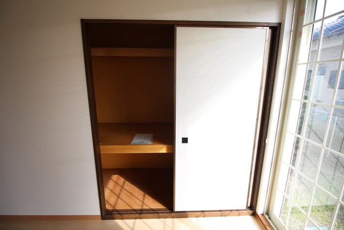 物件内観写真14　(収納)