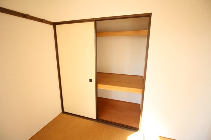物件内観写真17　(収納)
