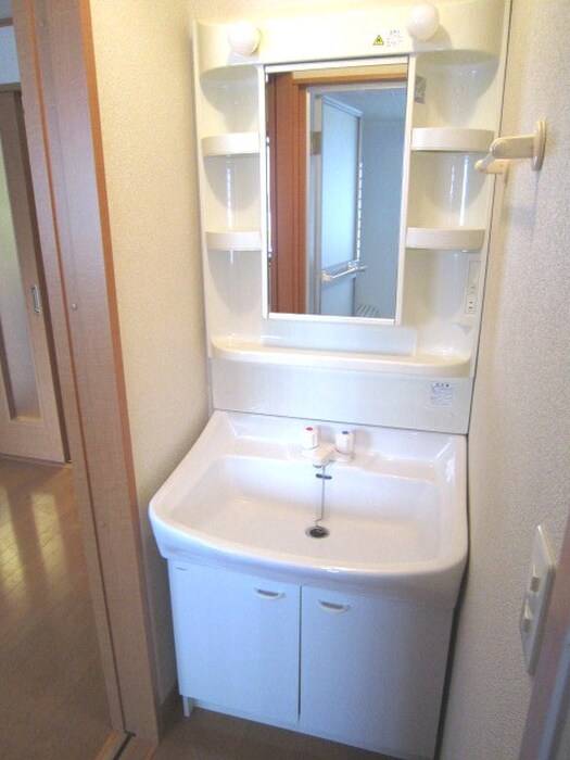 物件内観写真9　(洗面)