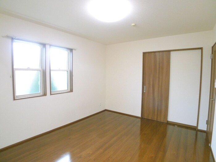 物件内観写真10　(室内からの展望)