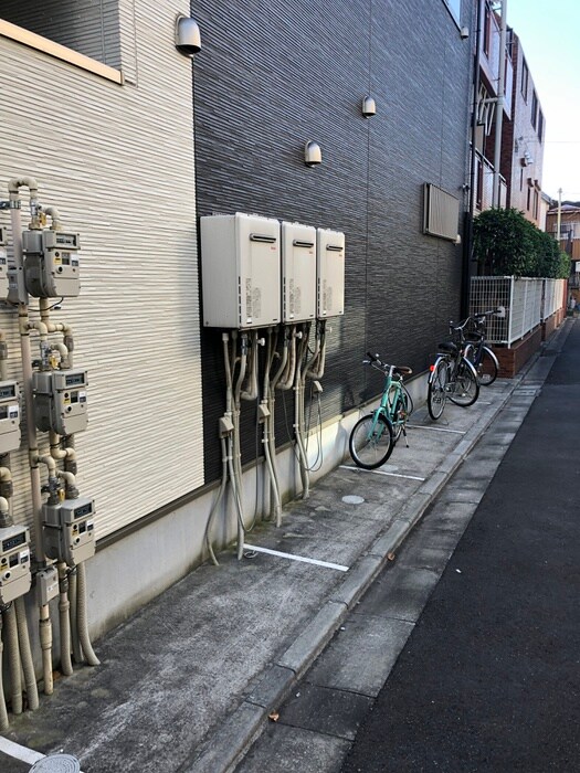 物件外観写真5　(駐輪場)