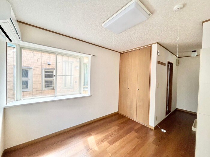 物件内観写真8　(居室)