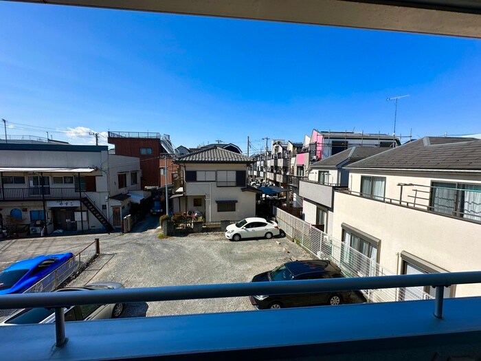 物件内観写真22　(室内からの展望)