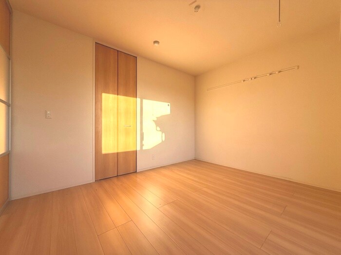 物件内観写真18　(居室)