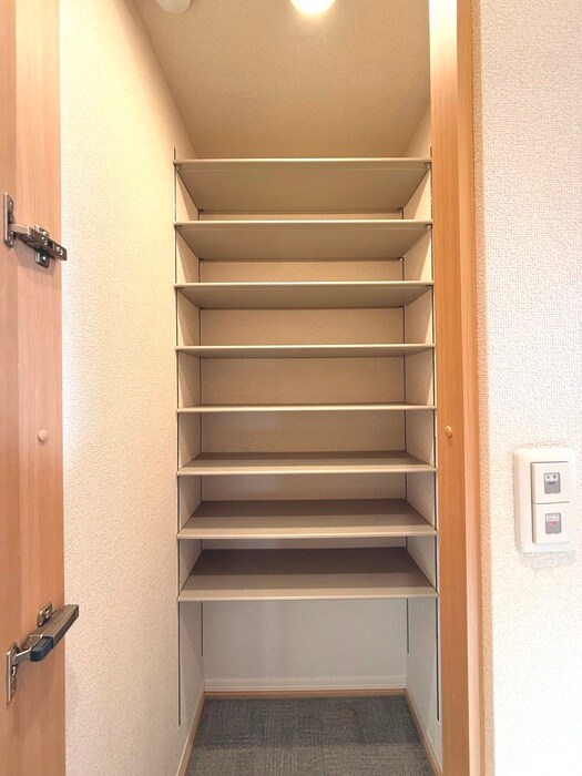 物件内観写真20　(靴箱)