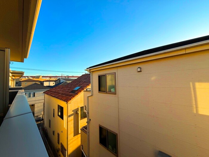 物件内観写真22　(室内からの展望)