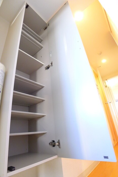 物件内観写真18　(靴箱)