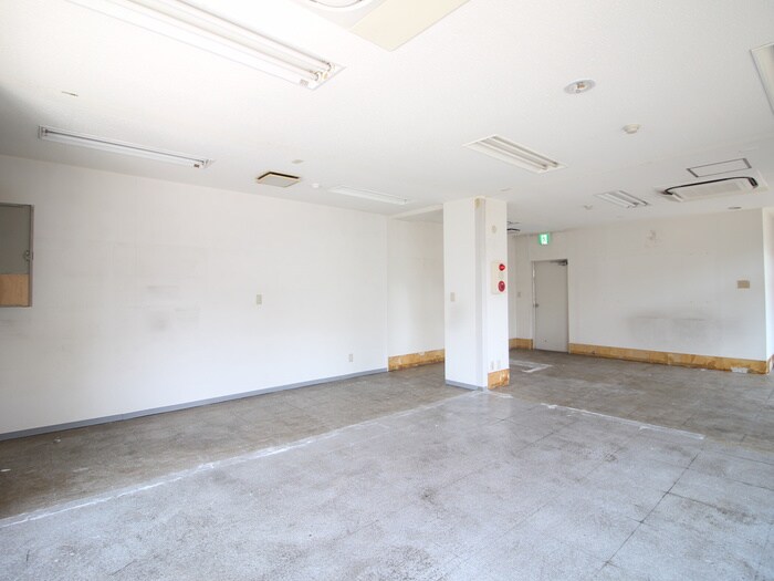 物件内観写真6　(居室)