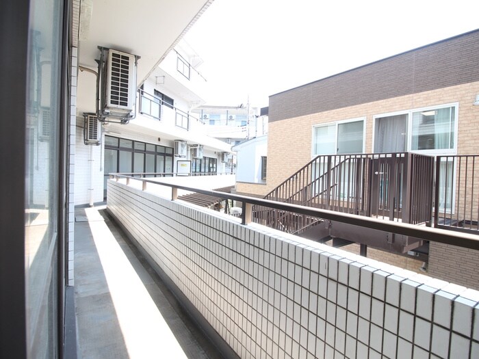 物件内観写真13　(ベランダ・バルコニー)