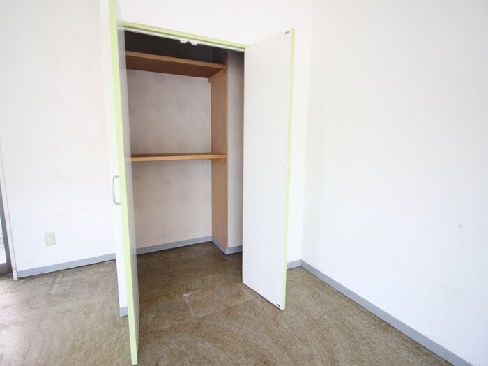 物件内観写真15　(収納)