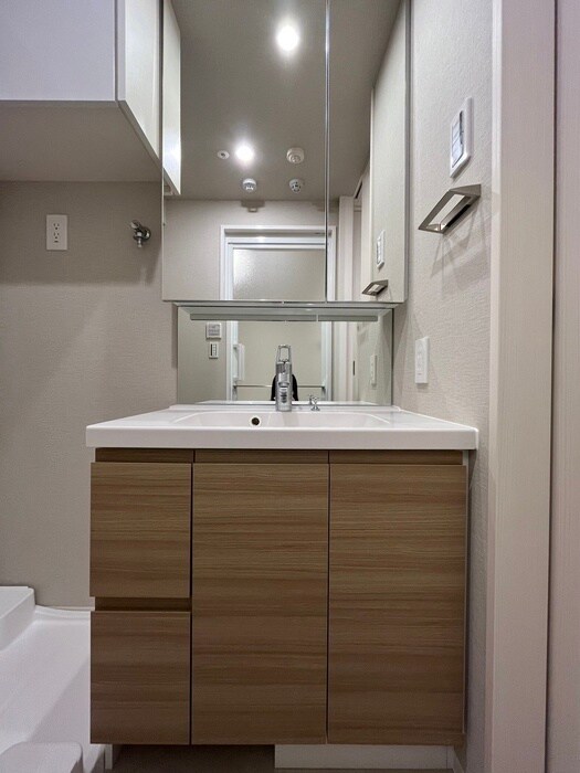 物件内観写真11　(洗面)