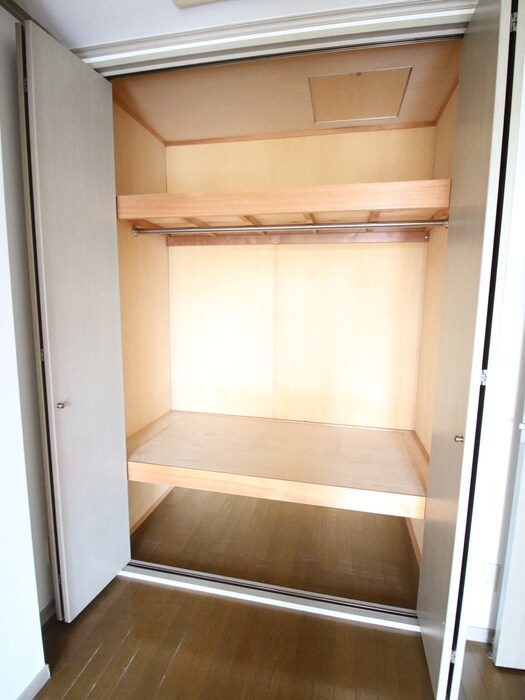 長嶋ビルの収納