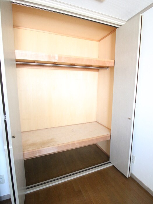 長嶋ビルの収納