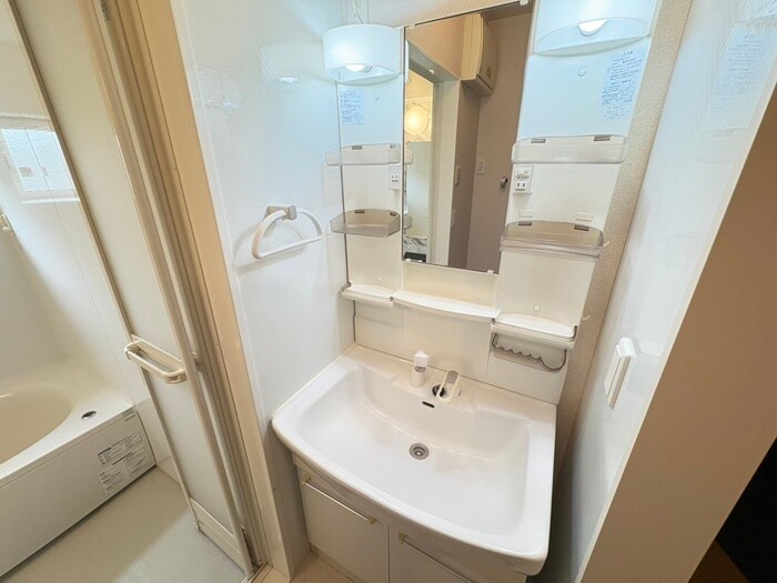 物件内観写真12　(洗面)