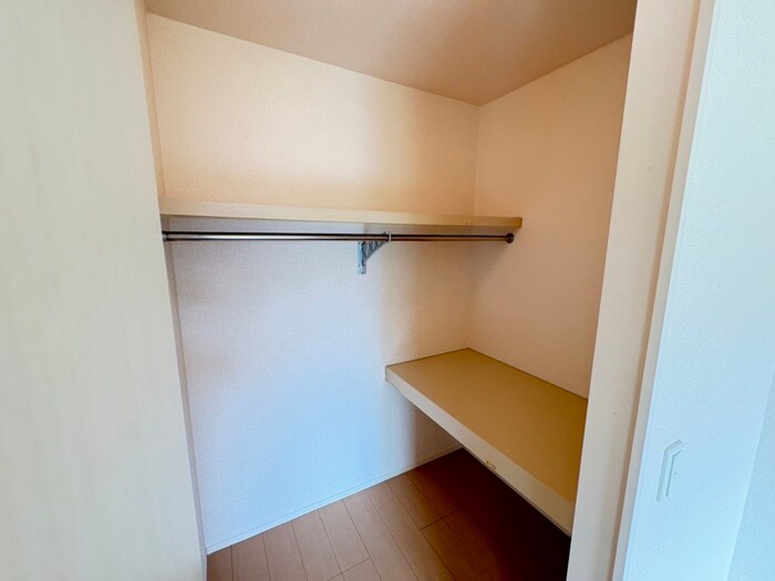 物件内観写真18　(収納)