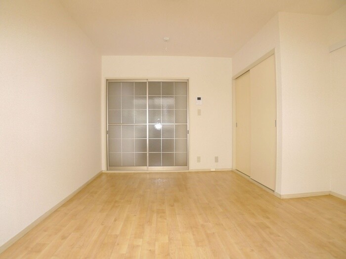 物件内観写真11　(居室)