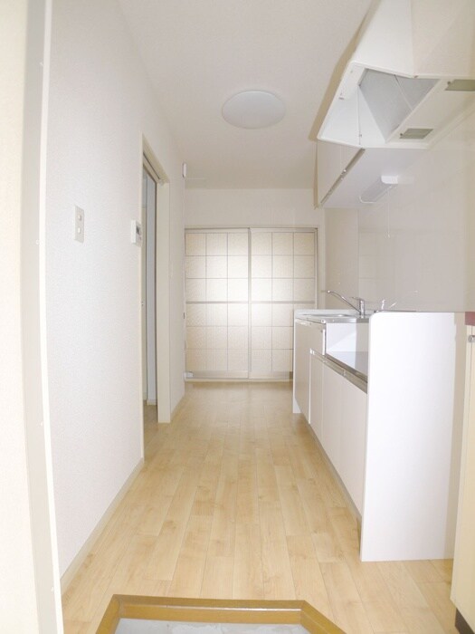 物件内観写真19　(玄関)