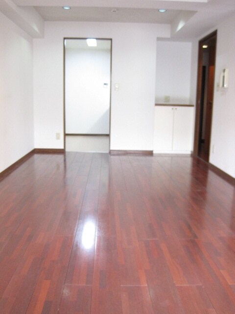 綾東ヴィレヂ弐番館の居室