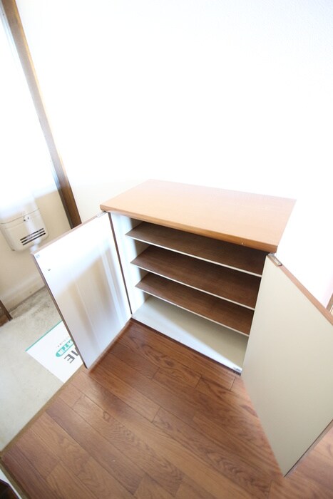 物件内観写真17　(靴箱)