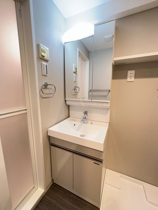 物件内観写真12　(洗面)