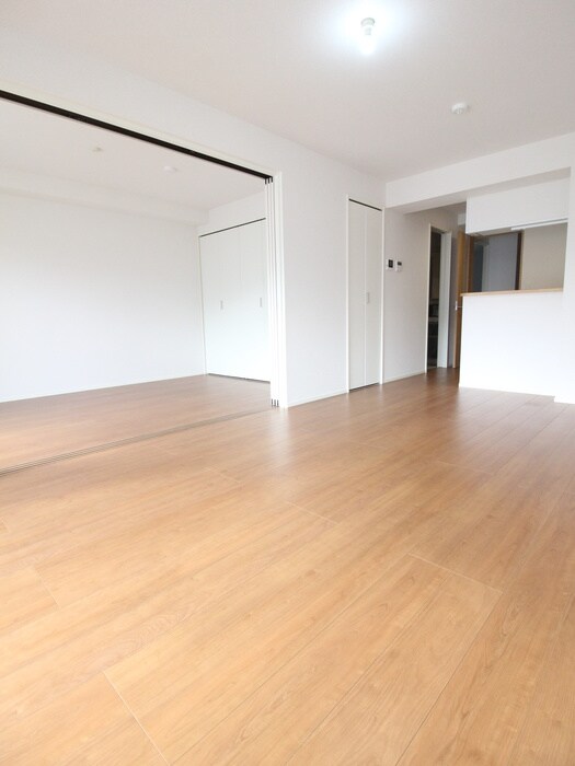 物件内観写真6　(居室)